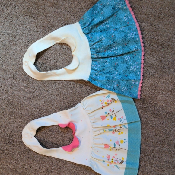 2 Waterproof Decorative bibs - Picture 5 of 5